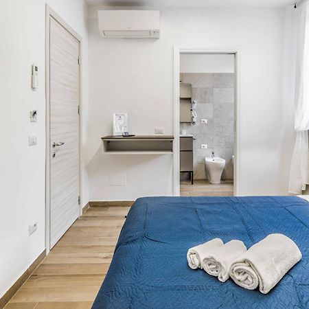 La Perla Rooms Saronno Dış mekan fotoğraf
